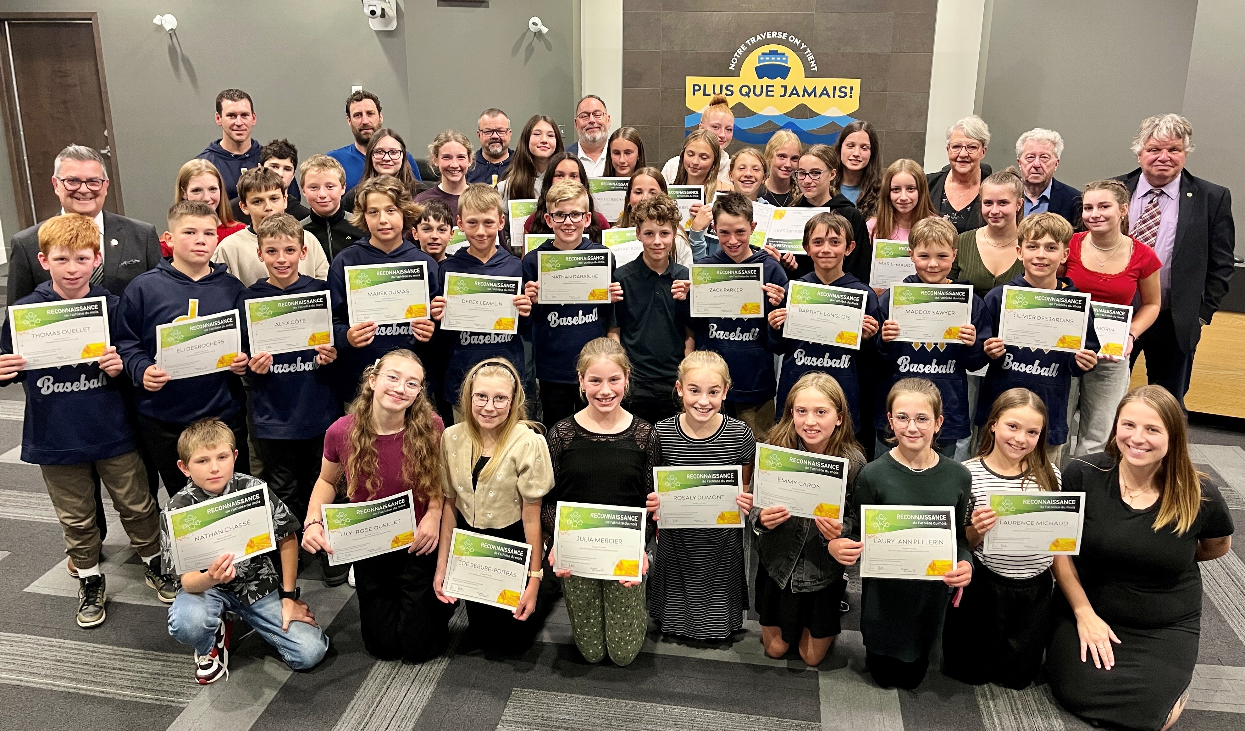 La Ville de Rivière-du-Loup souligne l’excellence des jeunes athlètes de mars à août
