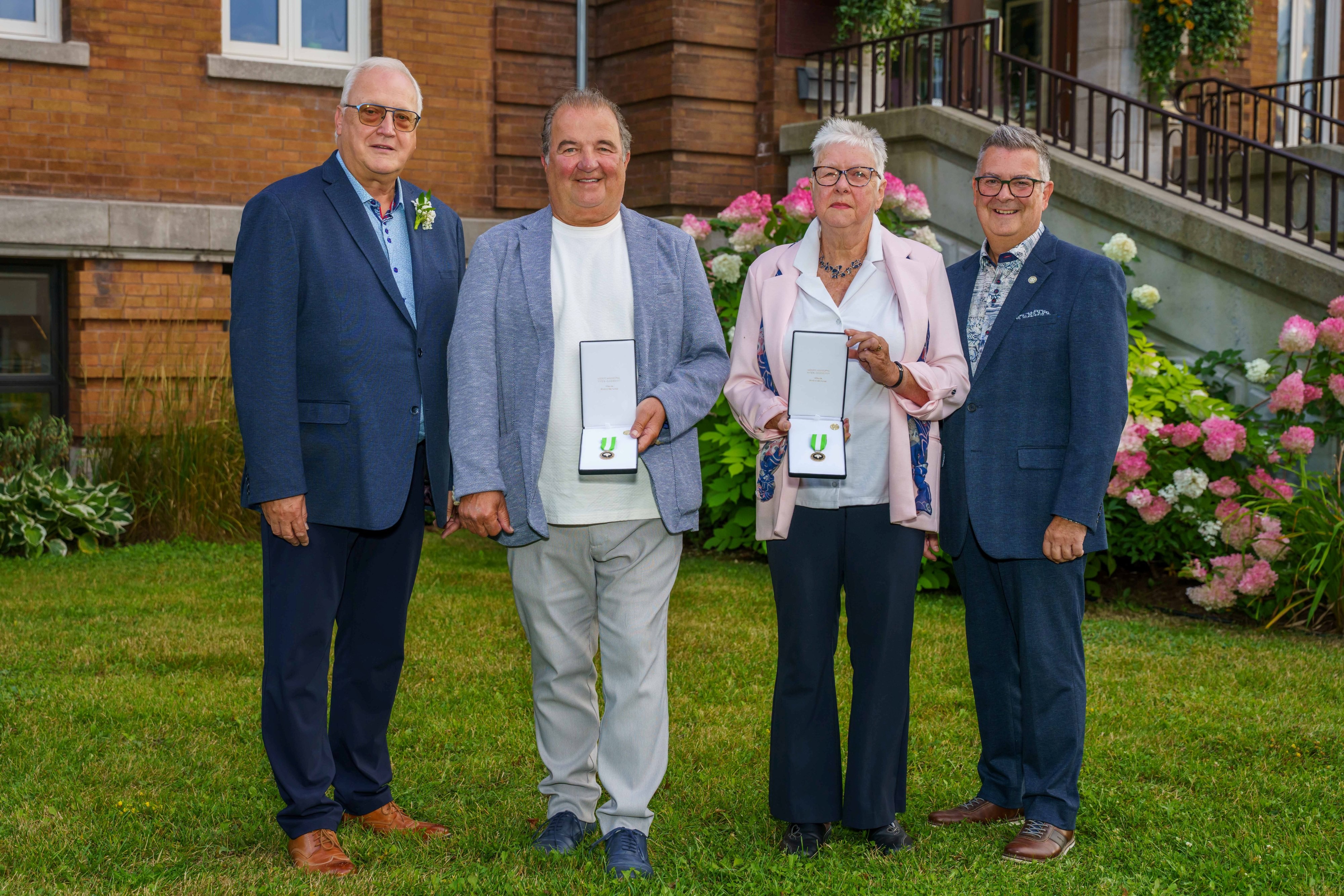 Hélène Ouellet et Laval Briand reçoivent le Mérite municipal Yves-Godbout